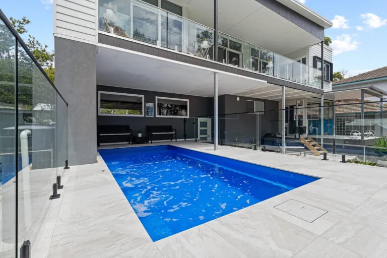 Royal coloured fibreglass pool