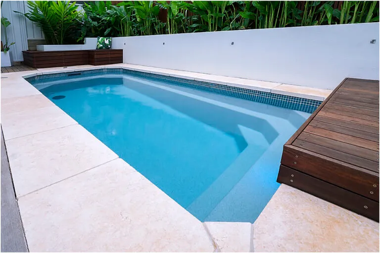 Ice coloured fibreglass pool