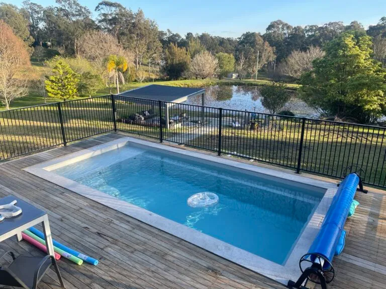 Marble coloured fibreglass pool