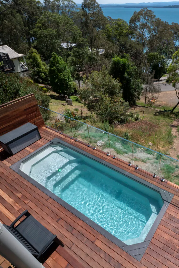 Relax 6 · Marble, above ground installation in NSW